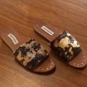 SALE! Steve Madden velvet slides